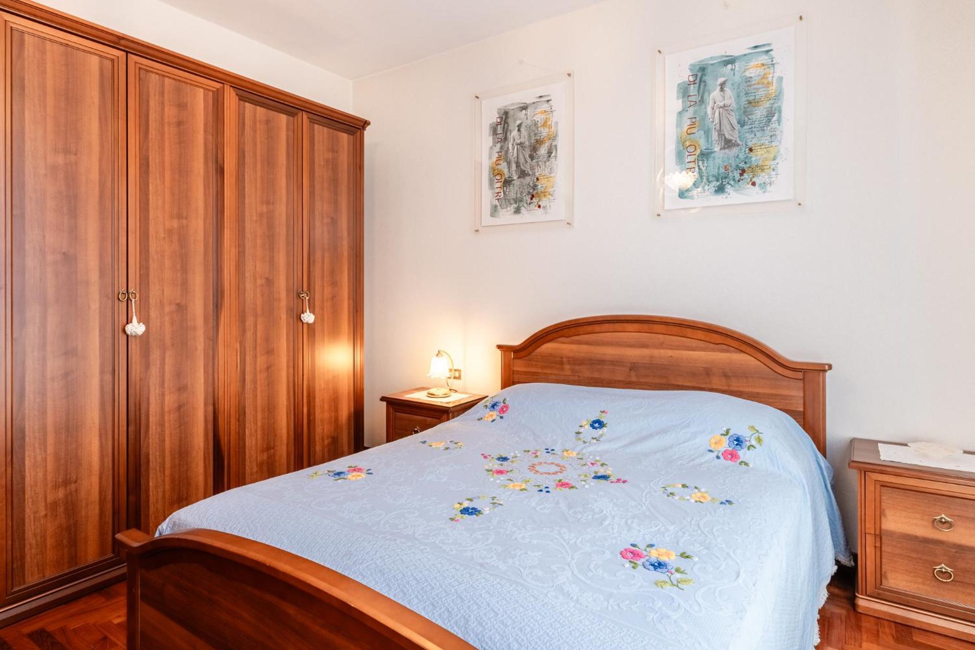 Casa Spazio Zero Cantagrillo Luaran gambar